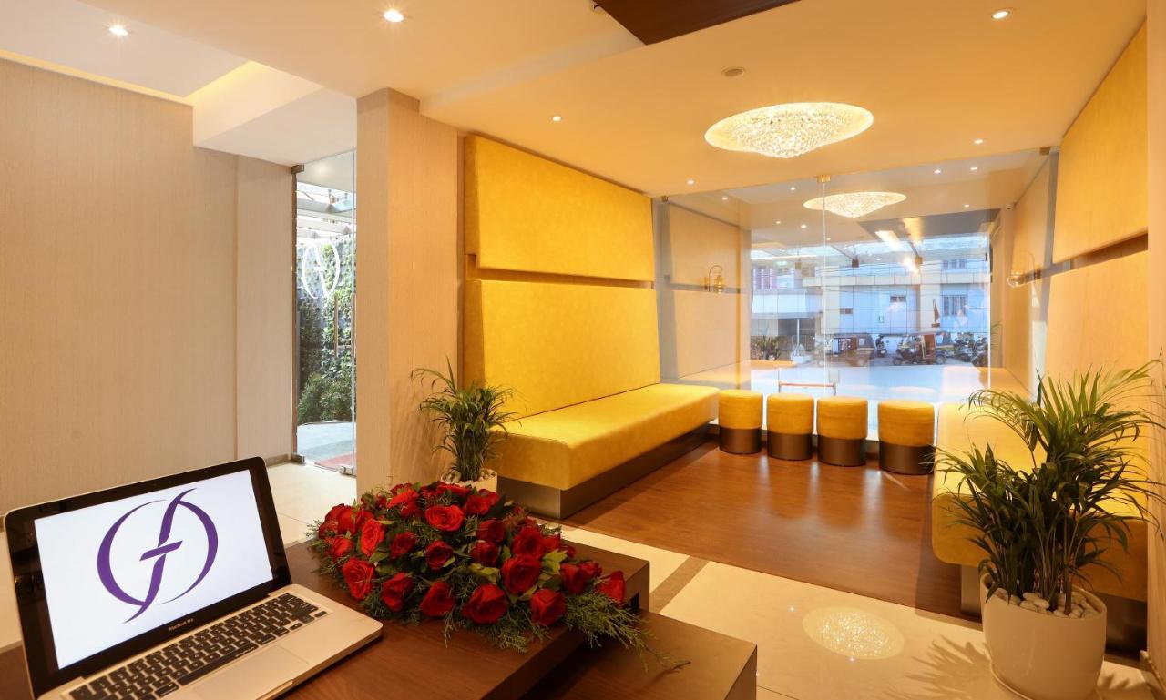 Hotel Flora Charishma Residency Aluva Kochi Exteriér fotografie