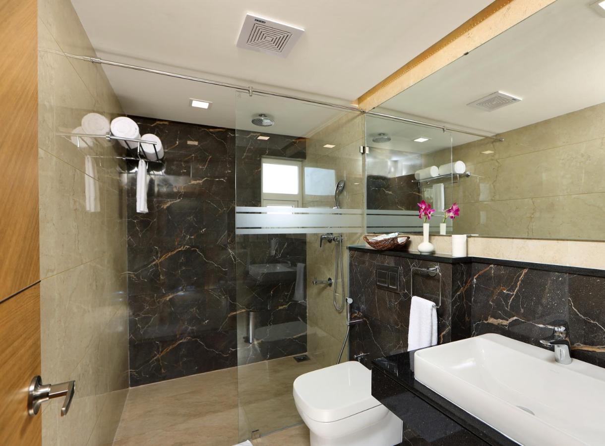 Hotel Flora Charishma Residency Aluva Kochi Exteriér fotografie