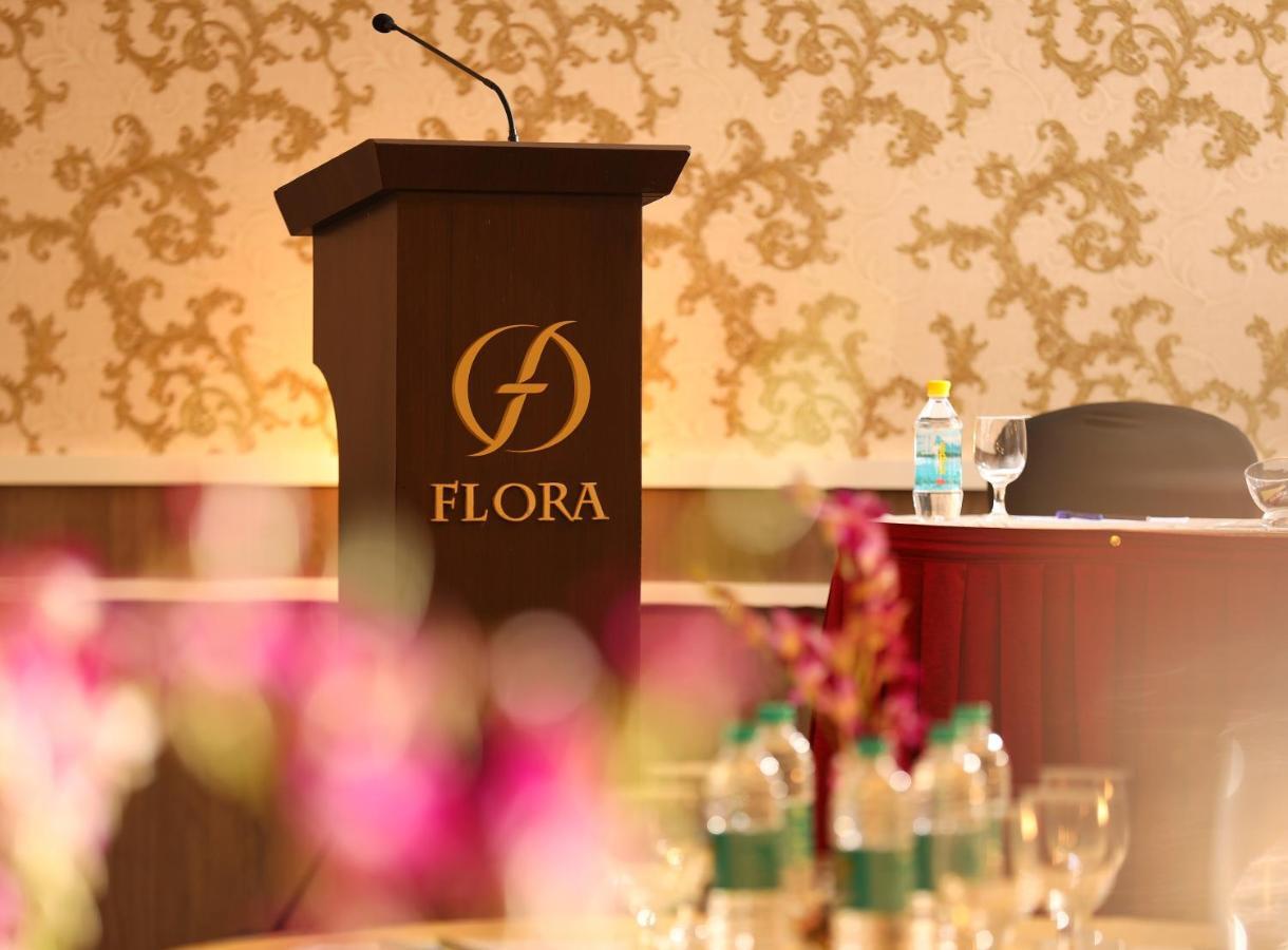 Hotel Flora Charishma Residency Aluva Kochi Exteriér fotografie